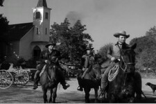 Sheb Wooley, Robert J. Wilke, Lee Van Cleef haben Ärger im Reisegepäck.