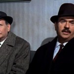 Die Schlangevor dem Herrenklo wird immer länger: Alfred Adam, Gino Cervi