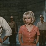 Frederick Stafford, Mylène Demongeot und Raymond Pellegrin atmen locker durch die Hose