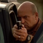 Für die Knopflöcher zuständig: Dean Norris