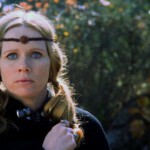 Liv Ullmann wähnt sich in einem Karl-May-Streifen